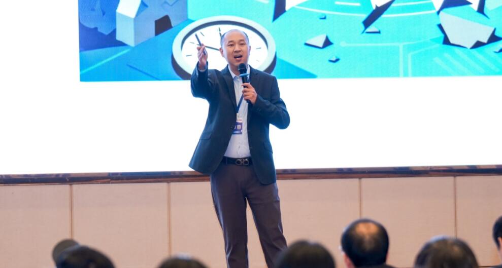 盈飞无限高级咨询顾问Frank 盈飞无限高级咨询顾问Frank